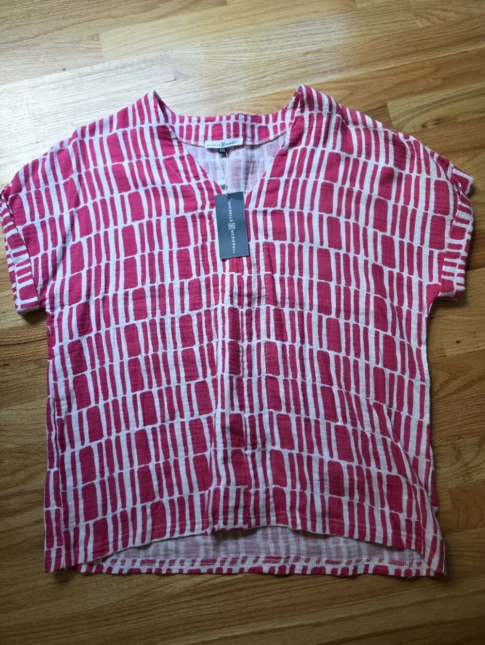 NWT Michelle Mcdowell Short Sleeve Top XXL